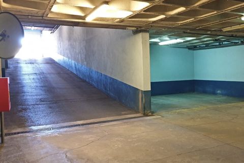L'establiment comercial a Amadora, Lisbon, Amadora - € 4.631/mes | Ref: 4_1D - foto 14