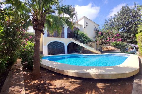 Villa i Denia, Alicante, Denia - € 700.000 | Ref: L001565 - foto 1