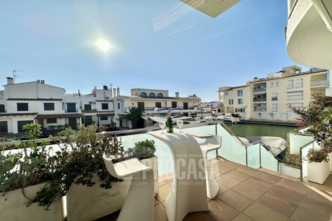 Villa i Empuriabrava, Gerona, Empuriabrava - € 1.750.000 | Ref: 3015 - foto 9