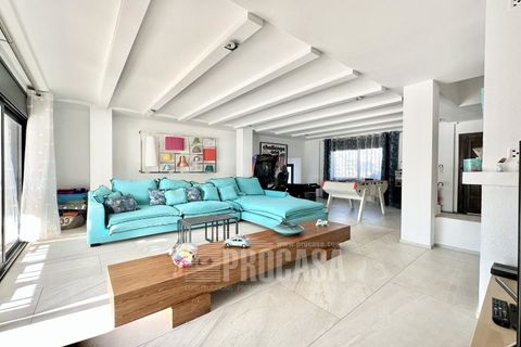 Villa i Empuriabrava, Gerona, Empuriabrava - € 1.750.000 | Ref: 3015 - foto 17