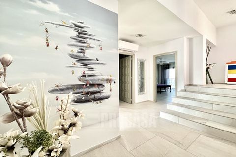 Villa i Empuriabrava, Gerona, Empuriabrava - € 1.750.000 | Ref: 3015 - foto 28
