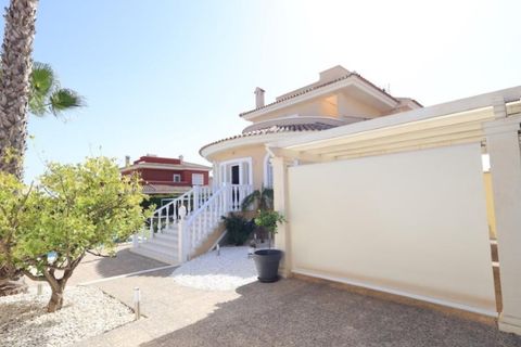 Villa a Rojales, Alicante, Rojales - € 860.000 | Ref: MLSC3171451 - foto 3