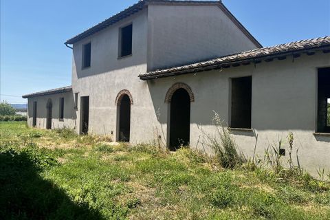 Farm hus i Chiusi, Siena, Chiusi - € 350.000 | Ref: TLCA28 - foto 1
