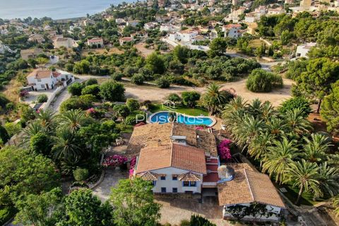 Villa in Calpe, Alicante - photo 1