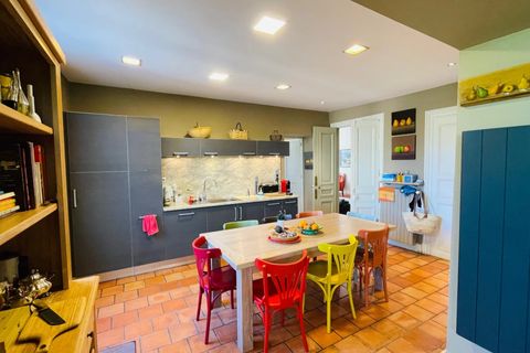 Villa a Orange, Vaucluse, Orange - € 1.459.500 | Ref: HH-15607268 - foto 22