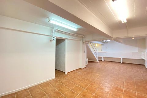 Erhvervsejendom i Clichy, Hauts-de-Seine, Clichy - € 315.000 | Ref: 8HBR-S4G-A6D - foto 7