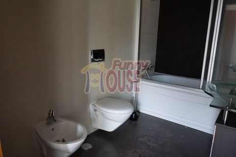 Villa i Amadora, Lisbon, Amadora - € 600.000 | Ref: 41135 - foto 42