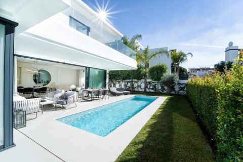 Villa a Marbella, Malaga, Marbella - € 3.500.000 | Ref: DPIe3183 - foto 18