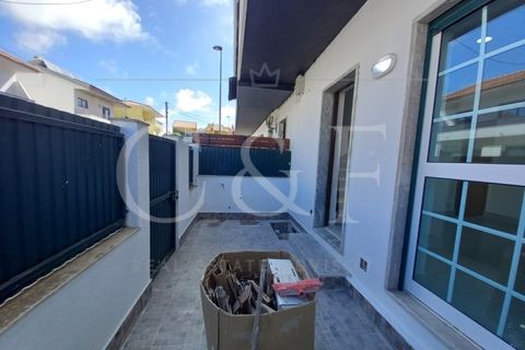 Villa i Carcavelos, Lisbon, Carcavelos - € 625.000 | Ref: CAS_140 - foto 2