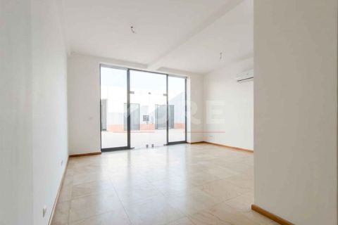 Erhvervsejendom i Evora, Evora, Evora - € 160.000 | Ref: 03326/C001 - foto 1