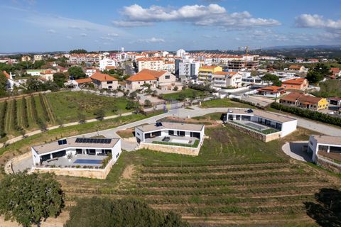 Villa i Caldas da Rainha, Leiria, Caldas da Rainha - € 645.000 | Ref: CAL-216615 - foto 1