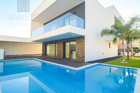 Villa i Corroios, Setubal, Corroios - € 750.000 | Ref: CAS_590 - foto 1