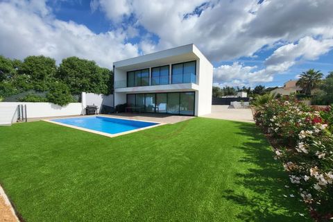 Villa i Almancil, Faro, Almancil - € 1.250.000 | Ref: v2824 - foto 1