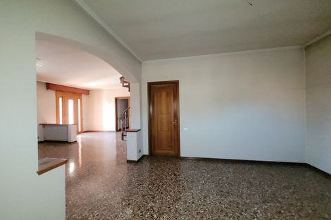 Villa a Montebelluna, Treviso, Montebelluna - € 559.000 | Ref: T0013S - foto 11