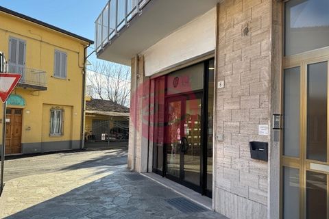 Commercial property in Santarcangelo Di Romagna, Rimini, Santarcangelo Di Romagna - € 380,000 | Ref: S-N-017 - photo 2
