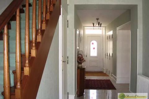 Villa i Aigre, Charente, Aigre - € 441.000 | Ref: 9800 - foto 8