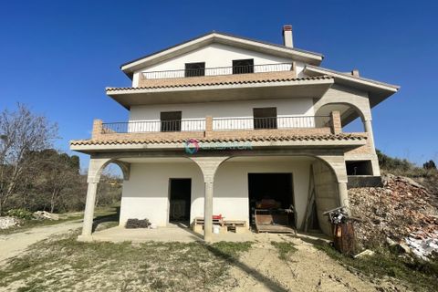 Villa i Spoltore, Pescara, Spoltore - € 250.000 | Ref: 000-A777 - foto 2