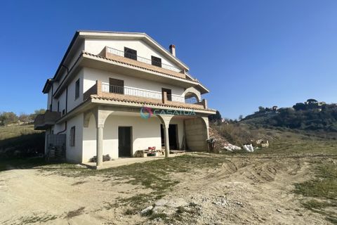 Villa i Spoltore, Pescara, Spoltore - € 250.000 | Ref: 000-A777 - foto 3