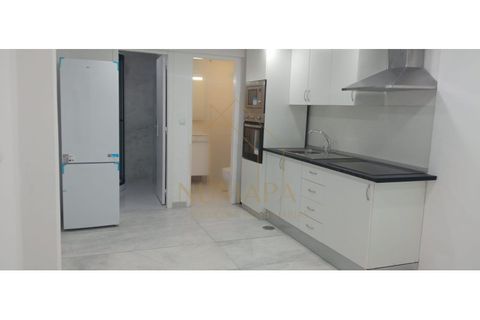Erhvervsejendom i Corroios, Setubal, Corroios - € 135.000 | Ref: 305.006.007 - foto 2
