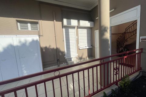 L'establiment comercial a Saint-Andre, La Reunion, Saint-Andre - € 27.600/mes | Ref: LL36 - foto 6