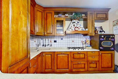 Lejlighed i Gerano, Rome, Gerano - € 110.000 | Ref: 1832403 - foto 5