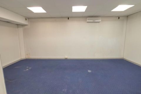 L'establiment comercial a Avignon, Vaucluse, Avignon - € 12.612/mes | Ref: 1652-0004 - foto 4