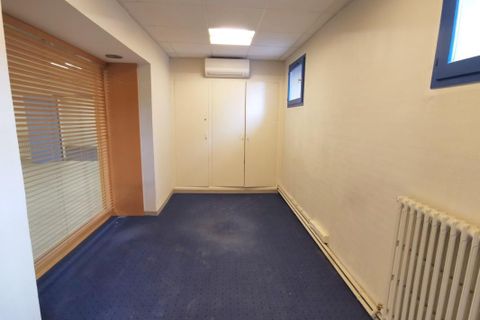 L'establiment comercial a Avignon, Vaucluse, Avignon - € 12.612/mes | Ref: 1652-0004 - foto 5