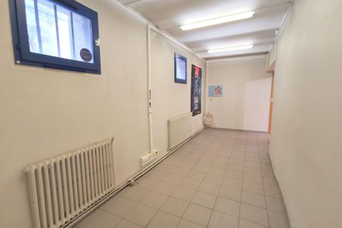 L'establiment comercial a Avignon, Vaucluse, Avignon - € 12.612/mes | Ref: 1652-0004 - foto 6