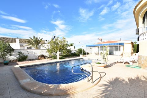 Villa a Ciudad Quesada, Alicante, Ciudad Quesada - € 680.000 | Ref: 200-3726 - foto 2