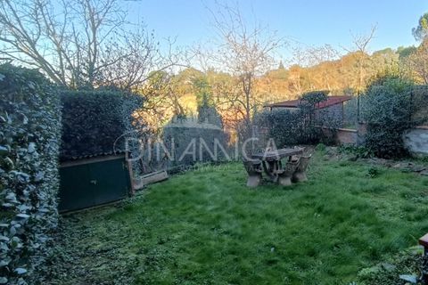 Villa a Vinci, Florence, Vinci - € 250.000 | Ref: 1003-250C - foto 5