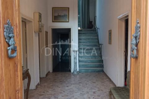 Villa a Vinci, Florence, Vinci - € 250.000 | Ref: 1003-250C - foto 6