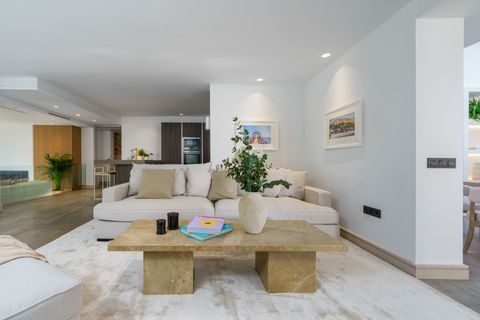 Villa a Marbella, Malaga, Marbella - € 2.190.000 | Ref: PANR-15370 - foto 8