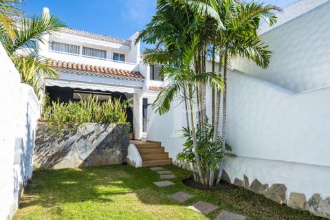 Villa i Adeje, Tenerife, Adeje - € 2.500.000 | Ref: ES 22 318 3932 - foto 32