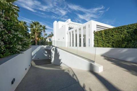 Villa a Benahavis, Malaga, Benahavis - € 4.750.000 | Ref: DH30182 - foto 18