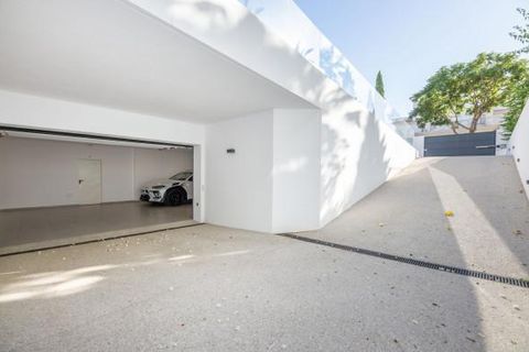 Villa a Benahavis, Malaga, Benahavis - € 4.750.000 | Ref: DH30182 - foto 19