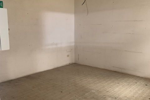 Erhvervsejendom i Parma, Parma, Parma - € 500.000 | Ref: CP009 - foto 8
