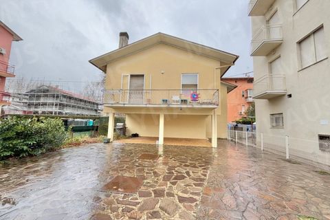 Villa i Cesenatico, Forli-Cesena, Cesenatico - € 425.000 | Ref: Q425 - foto 1