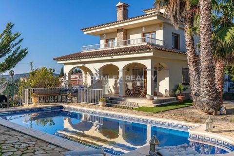 Villa i Lloret De Mar, Gerona, Lloret De Mar - € 695.000 | Ref: 74661 - foto 1