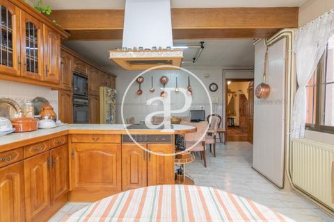 Villa en Madrid, Madrid, Madrid - € 2.500.000 | Ref: VMO2203009 - photo 10