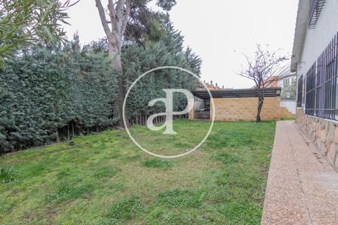 Villa en Madrid, Madrid, Madrid - € 2.500.000 | Ref: VMO2203009 - photo 36