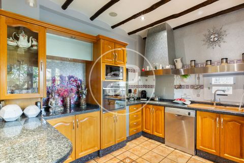 Villa i Elda, Alicante, Elda - € 900.000 | Ref: VV2403039 - foto 14