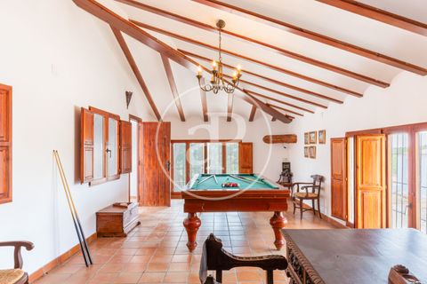 Farm hus i Utiel, Valencia, Utiel - € 1.350.000 | Ref: VV2407046 - foto 15