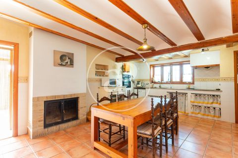 Farm hus i Utiel, Valencia, Utiel - € 1.900.000 | Ref: VV2407052 - foto 7