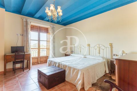 Farm hus i Utiel, Valencia, Utiel - € 1.900.000 | Ref: VV2407052 - foto 15