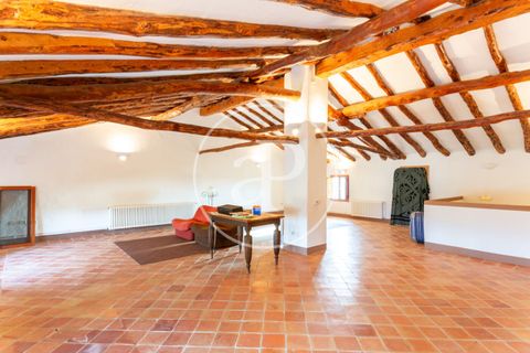 Farm hus i Utiel, Valencia, Utiel - € 1.900.000 | Ref: VV2407052 - foto 33