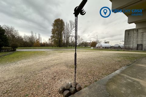 Erhvervsejendom i Castelmassa, Rovigo, Castelmassa - € 480.000 | Ref: CRVC265 - foto 14