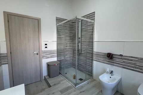 Leilighet i Cosenza, Cosenza, Cosenza - € 310 000 | Ref: 85520275 - foto 12