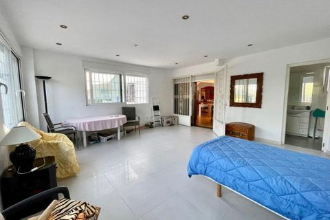 Villa i Benidorm, Alicante, Benidorm - € 445.000 | Ref: AG19MLSC4729043 - foto 11