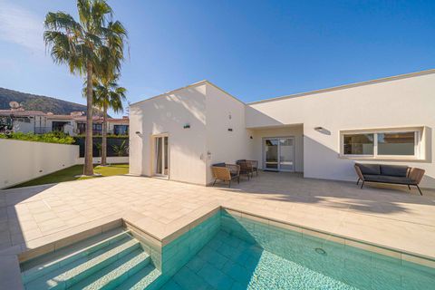 Villa i Albir, Alicante, Albir - € 975 000 | Ref: 4369-WL/10244 - foto 1