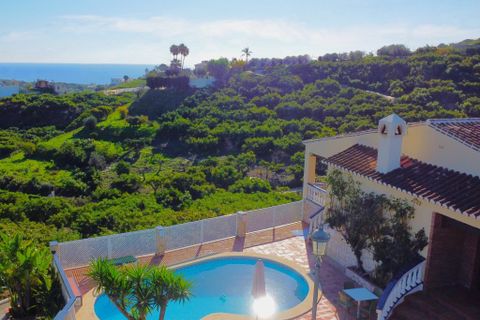 Villa i Nerja, Malaga, Nerja - € 1.260.000 | Ref: A4U2446 - foto 2